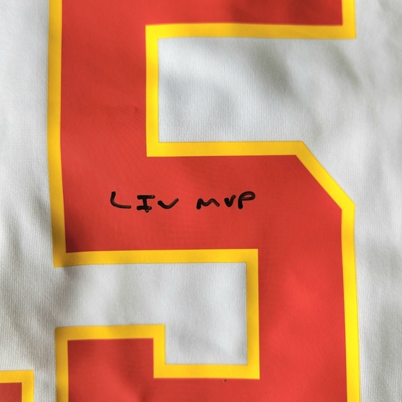Autographed Patrick Mahomes Jersey w/ COA - Picture 3 of 7